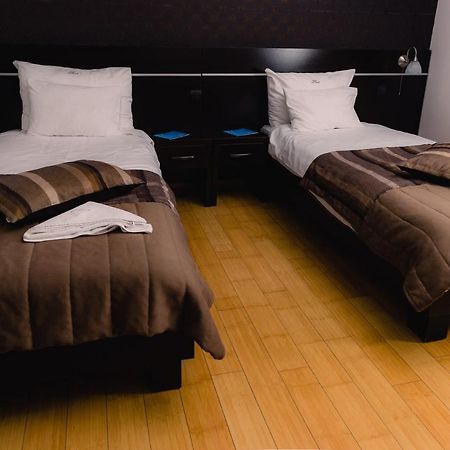 Hotel Novak Zvornik Eksteriør billede