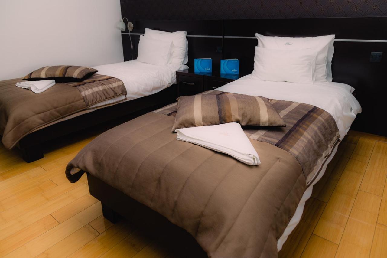 Hotel Novak Zvornik Eksteriør billede