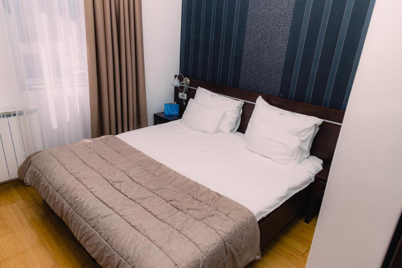 Hotel Novak Zvornik Eksteriør billede